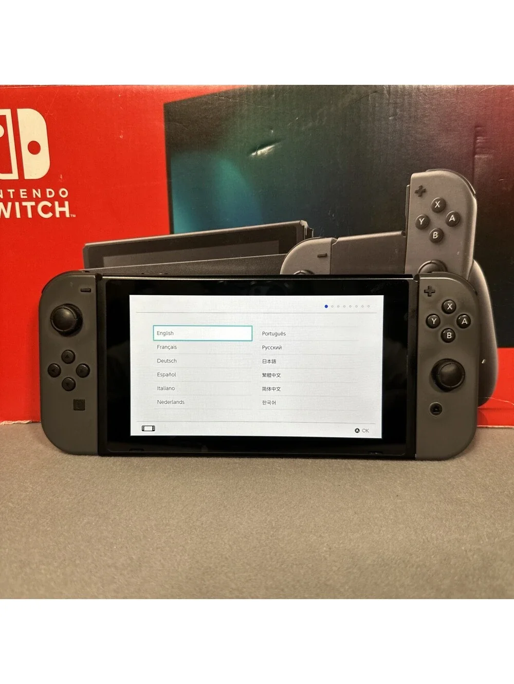 Nintendo Switch 32GB Console (HAC-001) with Gray Joy-Cons + Satisfye Grip Pro